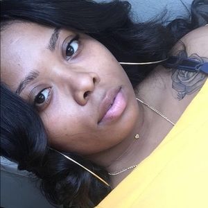 Meet your Posher, Jahinae